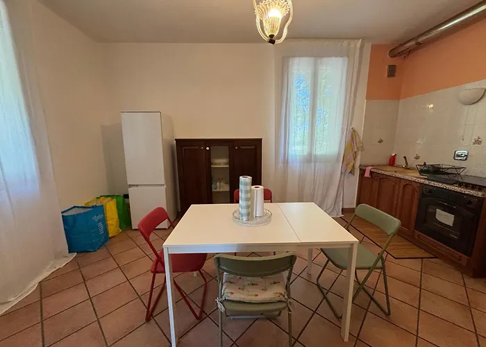 לינה וארוחת בוקר Teseo רג'ו אמיליה